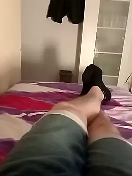 Snapshot of BushedScreed chatting on 04/11/26, 07:50 BushedScreed online show from 04/11/26, 07:50