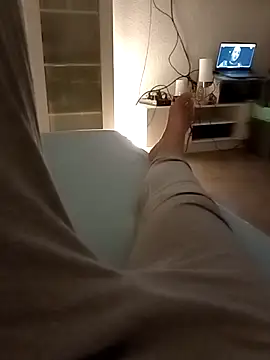 Snapshot of BushedScreed chatting on 04/10/26, 12:39 BushedScreed online show from 04/10/26, 12:39