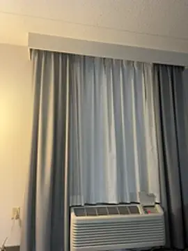 Snapshot of JSizzle13 chatting on 03/17/26, 04:26 JSizzle13 online show from 03/17/26, 04:26