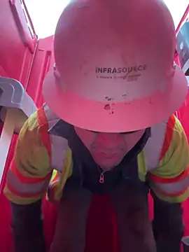 Snapshot of JSizzle13 chatting on 03/19/26, 01:44 JSizzle13 online show from 03/19/26, 01:44