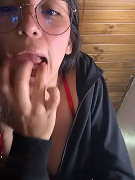 izzanagi129 online show from 03/02/26, 03:51