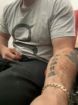 2addictivelyhorny online show from 01/16/26, 01:59