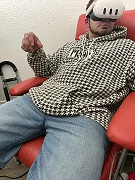 2addictivelyhorny online show from 02/22/26, 07:11