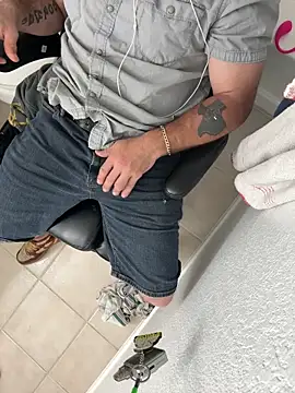 2addictivelyhorny online show from 04/09/26, 12:56