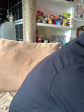 angelxxx95 online show from 02/18/26, 04:25