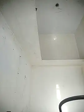 Snapshot of Dolly_baby34 chatting on 12/18/25, 05:23 Dolly baby34 online show from 12/18/25, 05:23