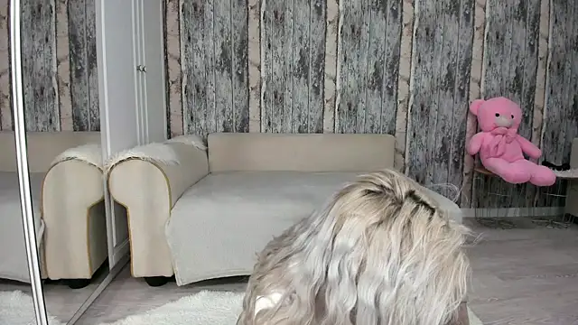 SexyElisabeth online show from 01/12/26, 04:30