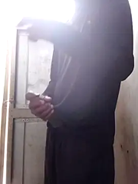 punanibully16 online show from 12/21/25, 10:17