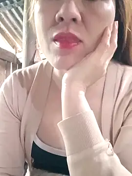 Lily-ross22 online show from 12/18/25, 04:28