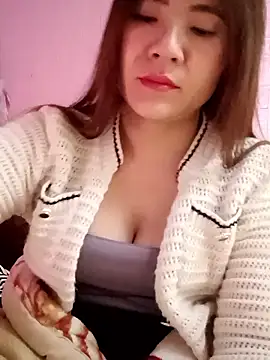 Snapshot of Lily-ross22 chatting on 01/15/26, 03:26 Lily-ross22 online show from 01/15/26, 03:26