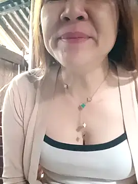 Lily-ross22 online show from 01/11/26, 03:46