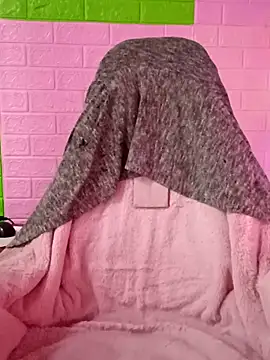 Snapshot of Lily-ross22 chatting on 02/28/26, 05:18 Lily-ross22 online show from 02/28/26, 05:18