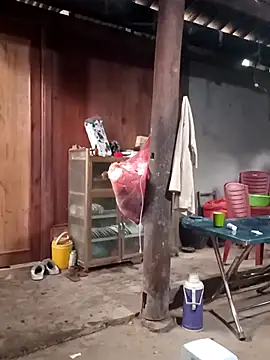 Snapshot of Lily-ross22 chatting on 02/04/26, 03:01 Lily-ross22 online show from 02/04/26, 03:01