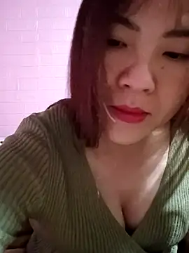 Lily-ross22 online show from 12/02/25, 03:47