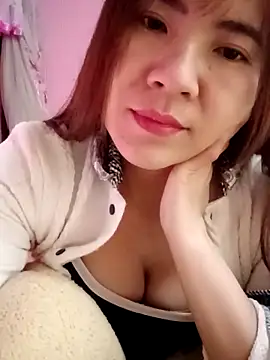 Lily-ross22 online show from 01/05/26, 05:27