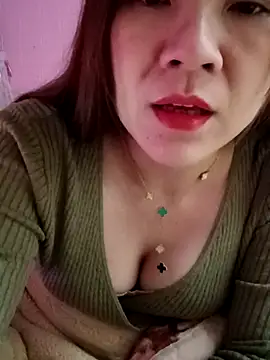 Lily-ross22 online show from 01/12/26, 05:09