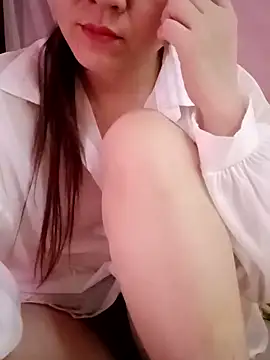 Lily-ross22 online show from 04/20/26, 06:53