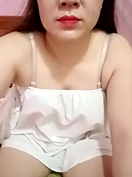 Lily-ross22 online show from 05/31/26, 06:09