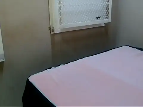 Snapshot of BlackBunnyxoxo chatting on 11/28/25, 06:13 BlackBunnyxoxo online show from 11/28/25, 06:13