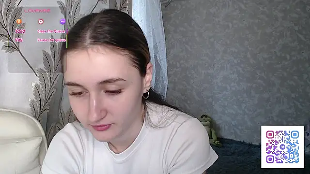 Ave Costly online show from 03/27/26, 05:49