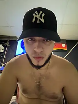 Snapshot of tratosucio chatting on 03/15/26, 05:58 tratosucio online show from 03/15/26, 05:58