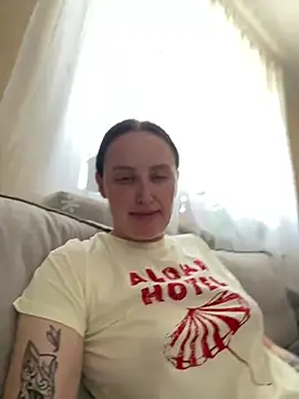 Snapshot of TomilaSi chatting on 07/16/26, 12:13 TomilaSi online show from 07/16/26, 12:13
