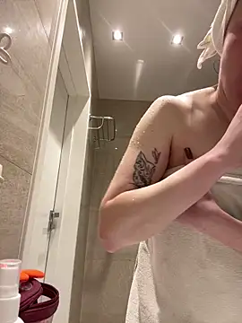 Snapshot of TomilaSi chatting on 04/05/26, 06:25 TomilaSi online show from 04/05/26, 06:25