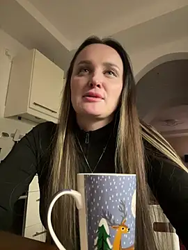 Snapshot of TomilaSi chatting on 03/26/26, 11:35 TomilaSi online show from 03/26/26, 11:35