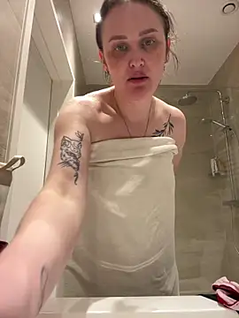 Snapshot of TomilaSi chatting on 04/02/26, 07:20 TomilaSi online show from 04/02/26, 07:20