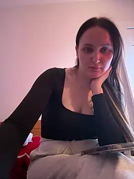 Snapshot of TomilaSi chatting on 02/26/26, 08:20 TomilaSi online show from 02/26/26, 08:20