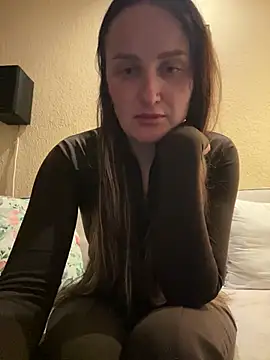 Snapshot of TomilaSi chatting on 03/22/26, 10:00 TomilaSi online show from 03/22/26, 10:00