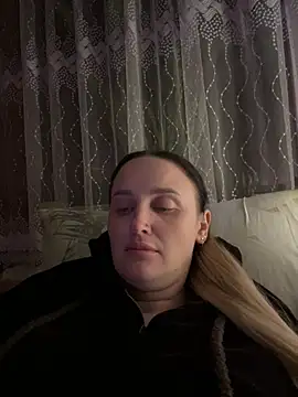 Snapshot of TomilaSi chatting on 02/16/26, 08:18 TomilaSi online show from 02/16/26, 08:18