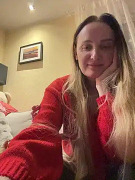 Snapshot of TomilaSi chatting on 01/13/26, 05:50 TomilaSi online show from 01/13/26, 05:50