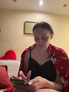 Snapshot of TomilaSi chatting on 03/31/26, 12:23 TomilaSi online show from 03/31/26, 12:23