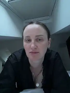 TomilaSi online show from 05/11/26, 06:05