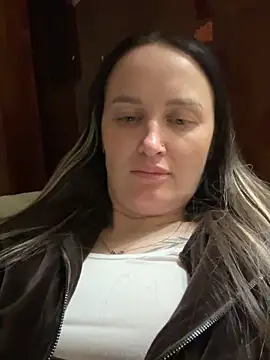 Snapshot of TomilaSi chatting on 02/23/26, 10:21 TomilaSi online show from 02/23/26, 10:21