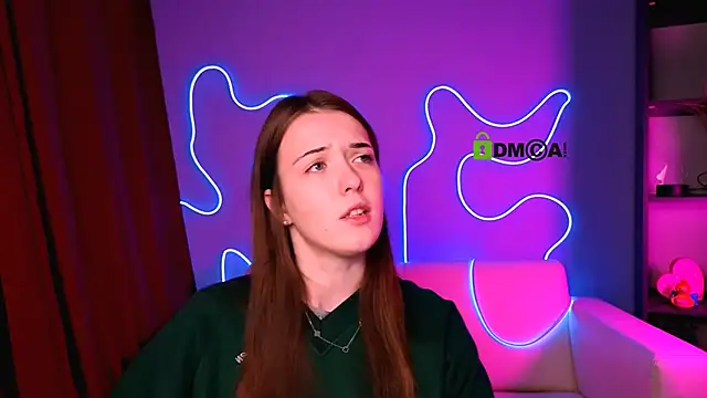 Snapshot of rosalie_liu chatting on 12/01/25, 02:07 rosalie liu online show from 12/01/25, 02:07