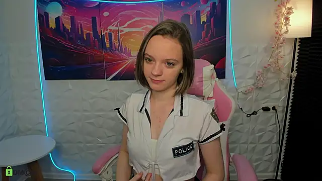 Olivia Riesz online show from 11/28/25, 01:17