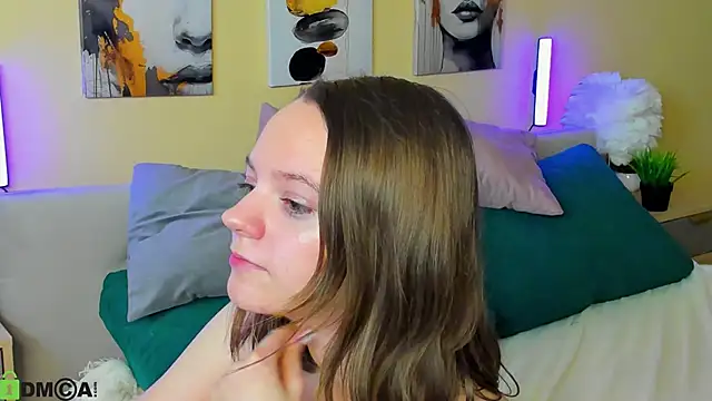 Olivia Riesz online show from 03/27/26, 08:26