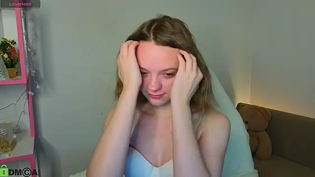 Olivia Riesz online show from 02/11/26, 01:16