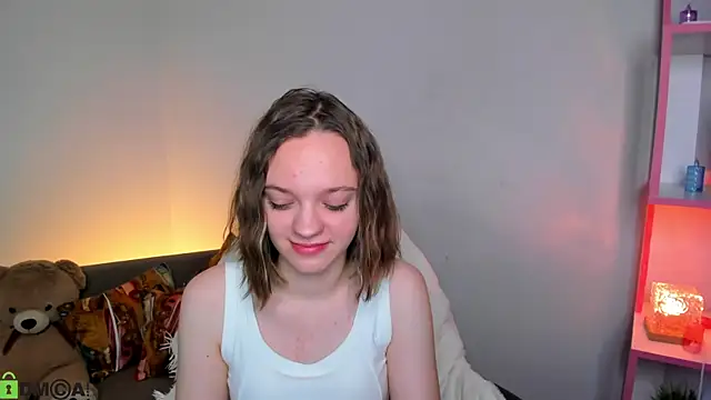 Olivia Riesz online show from 12/18/25, 01:22