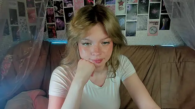 AlysaMeow online show from 05/03/26, 02:27