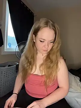 SmirkFans online show from 04/05/26, 10:27