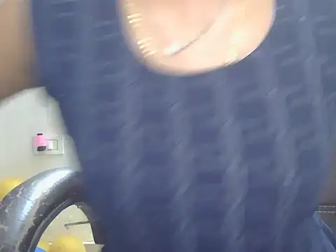 cute mahira online show from 04/05/26, 02:35