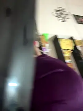 Tamil Smiley Queen online show from 01/05/26, 06:00