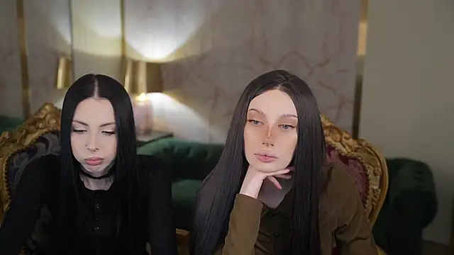 Dacota love online show from 04/02/26, 10:33