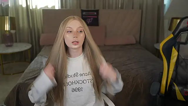 Dacota love online show from 03/06/26, 11:27