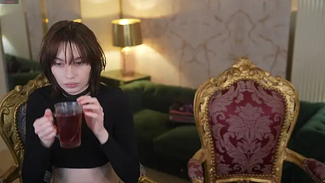 Dacota love online show from 12/04/25, 11:20