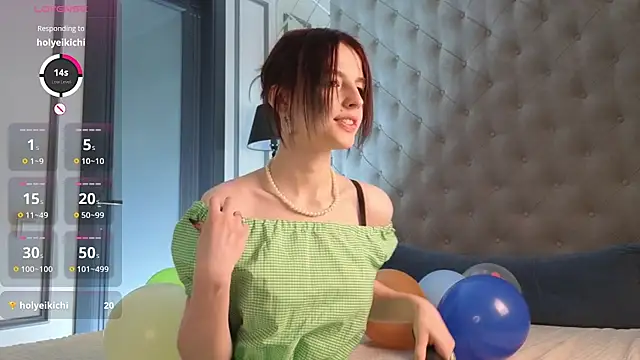 Snapshot of SharaSauer chatting on 02/28/26, 01:05 SharaSauer online show from 02/28/26, 01:05