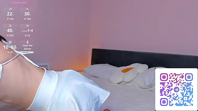 lally cute online show from 12/15/25, 11:27